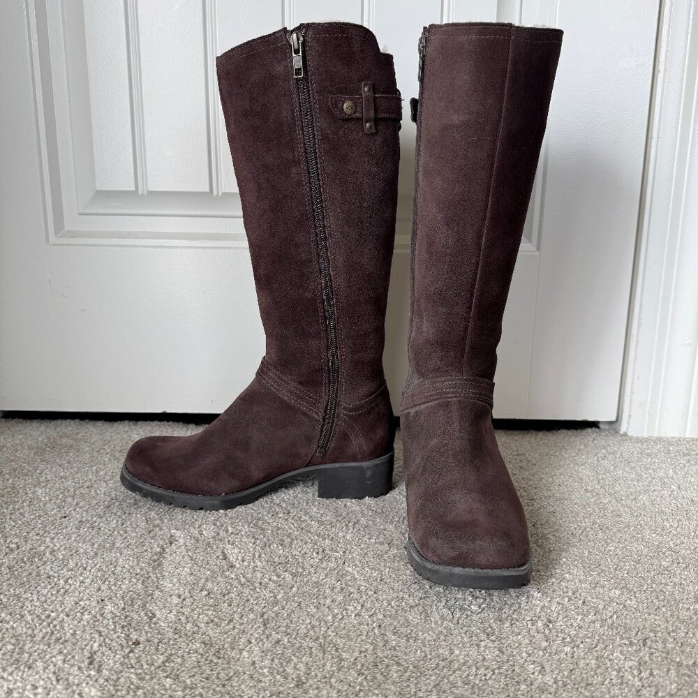 Women's UGG 1917 Tall Brown Suede Shearling Boot - 6